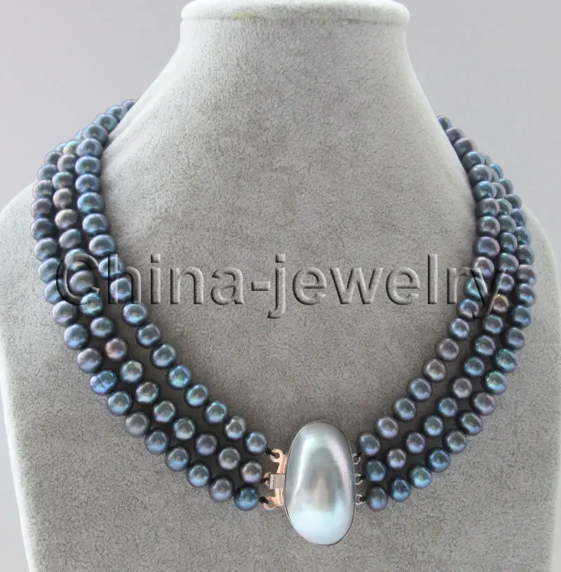Free Shipping >>17-19" 3row 8-9mm black round freshwater pearl necklace - gray shell clasp
Free Shipping >>17-19" 3row 8-9mm black round freshwater pearl necklace - gray shell clasp