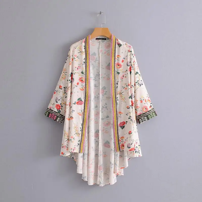 2018 Ethnic style Embroidery Floral Print long Kimono Shirt Women Spring Casual Boho cardigans Tops Femme blusas N065
2018 Ethnic style Embroidery Floral Print long Kimono Shirt Women Spring Casual Boho cardigans Tops Femme blusas N065