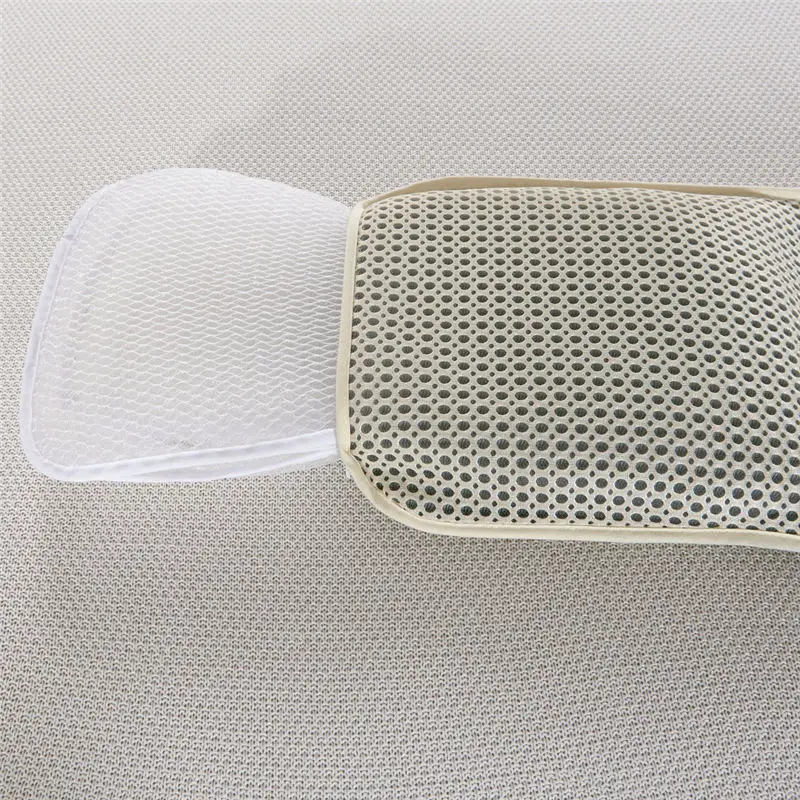 3D Mesh white fiber pillow soft and comfortable solid color pillow removable and easy to clean and prevent sputum
3D Mesh white fiber pillow soft and comfortable solid color pillow removable and easy to clean and prevent sputum