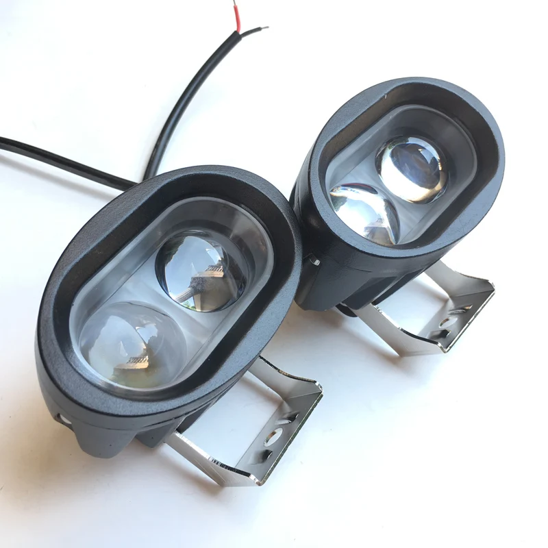 2pcs 20W Spot Led Motorcycle driving day light head spotlight 12v 24v Car Autos Truck head light Offroad fog lamp Led work light
2pcs 20W Spot Led Motorcycle driving day light head spotlight 12v 24v Car Autos Truck head light Offroad fog lamp Led work light
