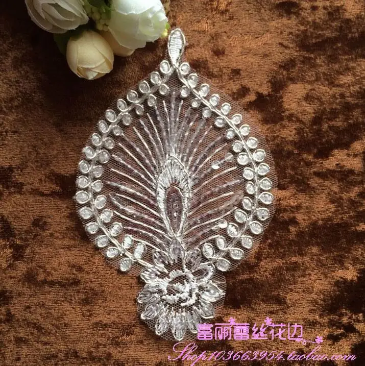 Hot Sale 5 Pieces 14*9cm Off White Silver Edge Elegant Embroidery Manual Lace Trim Applique Fabric Sewing Supplies
Hot Sale 5 Pieces 14*9cm Off White Silver Edge Elegant Embroidery Manual Lace Trim Applique Fabric Sewing Supplies