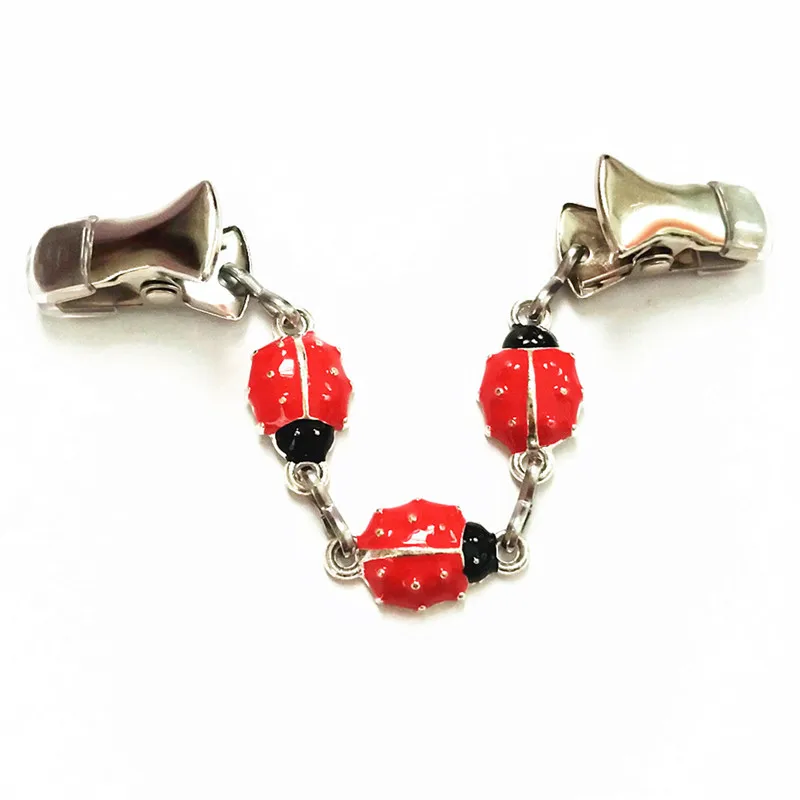 Vintage Red Beetle Ladybug Sweater Clip Cardigan Clothing Holder Brooch Women Silver Shawl Guard Clamp
Vintage Red Beetle Ladybug Sweater Clip Cardigan Clothing Holder Brooch Women Silver Shawl Guard Clamp