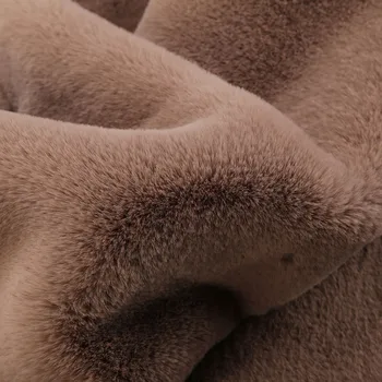 High grade brown 5cm plush faux fur fabric for winter coat vest Fur collar long Imitation rabbit hair tissu telas
High grade brown 5cm plush faux fur fabric for winter coat vest Fur collar long Imitation rabbit hair tissu telas