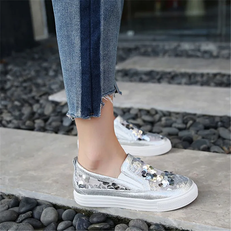 Fashion Glitter Women Shoes Flat Slip On Platform Shoes Summer For Women Air Mesh Casual Shoes Woman
Fashion Glitter Women Shoes Flat Slip On Platform Shoes Summer For Women Air Mesh Casual Shoes Woman