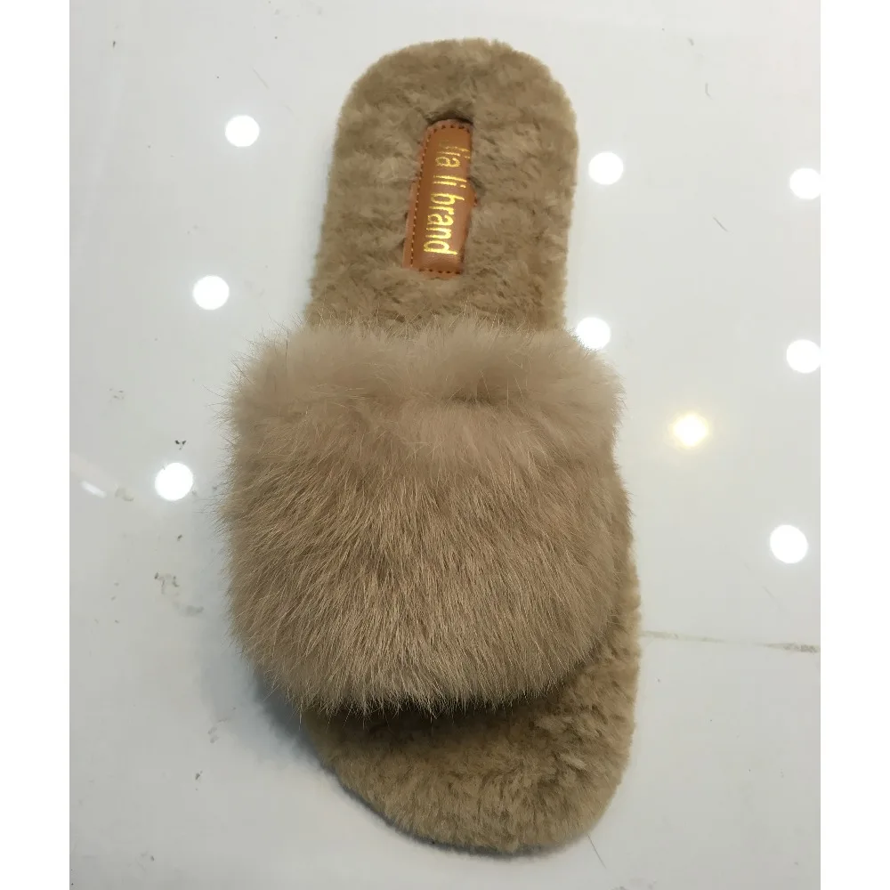 EABXZ Fur Mules Casual Shoes Woman Plus Size Fur Balls Flip Flops Slides Pointed Toe Low Heels Fur Slippers Outside Flats Mules
EABXZ Fur Mules Casual Shoes Woman Plus Size Fur Balls Flip Flops Slides Pointed Toe Low Heels Fur Slippers Outside Flats Mules