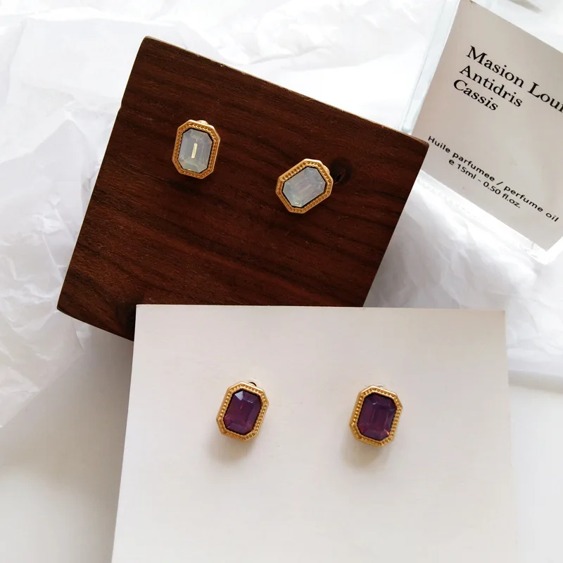 White Square Vintage Non Piercing Earrings Multi Geometric Elegant Clip on Earring Cheap Jewelry
White Square Vintage Non Piercing Earrings Multi Geometric Elegant Clip on Earring Cheap Jewelry