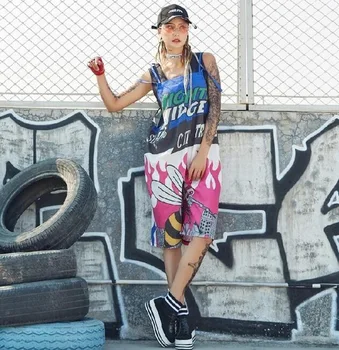 2019 New Hip Hop Women Playsuits Jumpsuits Overalls Graffiti Printed Small Bees Pants For Women Rompers Dance Clothes
2019 New Hip Hop Women Playsuits Jumpsuits Overalls Graffiti Printed Small Bees Pants For Women Rompers Dance Clothes