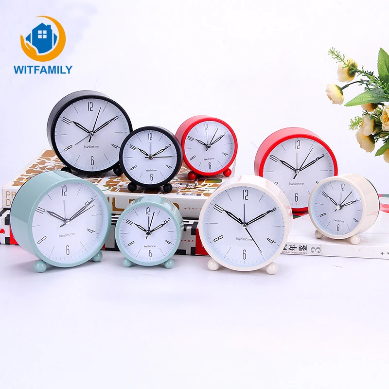 Round Mechanical Alarm Clock Retro Desktop Clock Metal Double Clock Table Digital Clock Modern Home Decoration Gift
Round Mechanical Alarm Clock Retro Desktop Clock Metal Double Clock Table Digital Clock Modern Home Decoration Gift