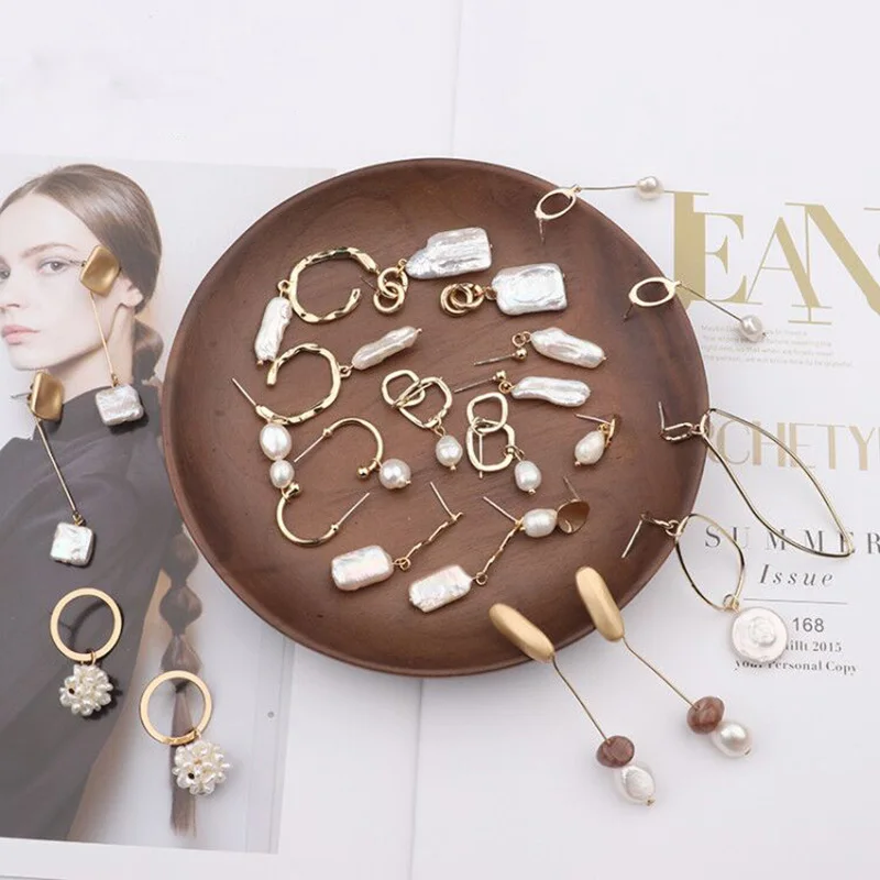 Korea Fashion Women Vintage Metal Natural Freshwater Pearl Irregular Geometric Circle Loop Drop Earrings Girl Ear Jewelry
Korea Fashion Women Vintage Metal Natural Freshwater Pearl Irregular Geometric Circle Loop Drop Earrings Girl Ear Jewelry