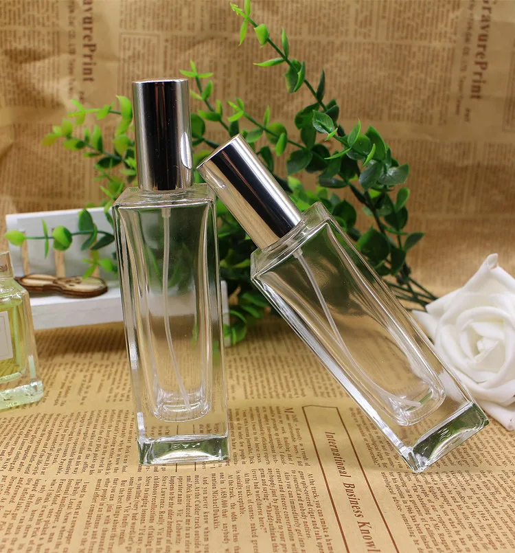 50ML Transparent Rectangular Perfume Glass Empty Bottle Spray Cosmetic Bottle 2PCS/LOT
50ML Transparent Rectangular Perfume Glass Empty Bottle Spray Cosmetic Bottle 2PCS/LOT