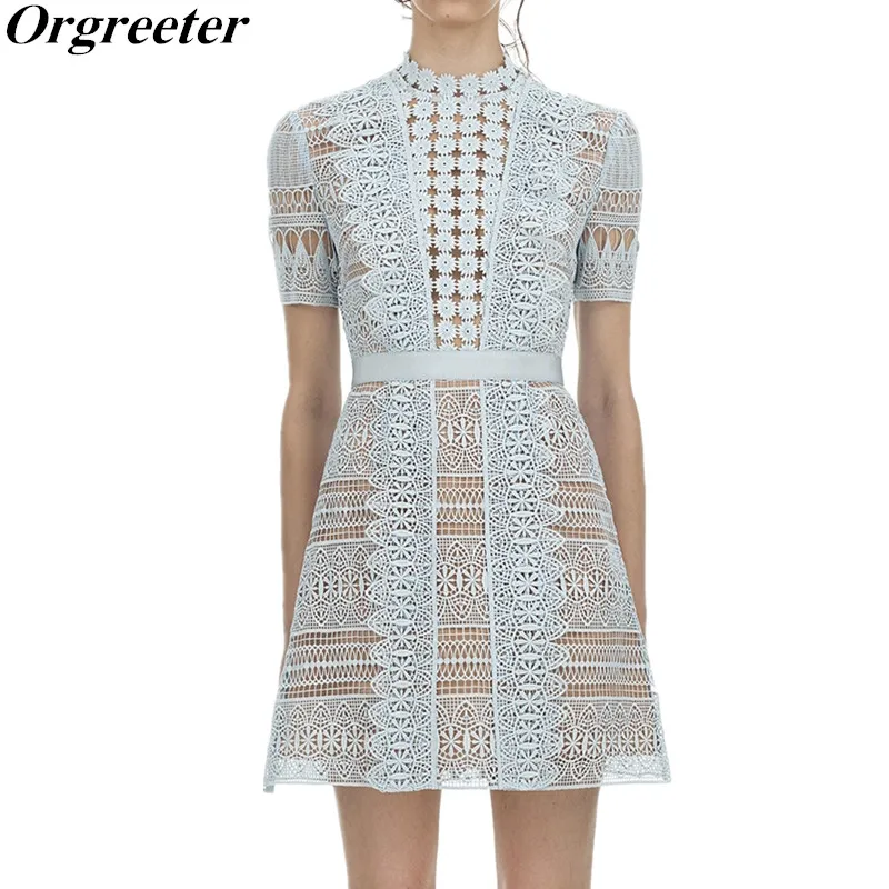 High Quality Self Portrait Runway Dress 2019 new arrive blue lace flower dress Hollow Out Short sleeve Bohemian Beach Dress
High Quality Self Portrait Runway Dress 2019 new arrive blue lace flower dress Hollow Out Short sleeve Bohemian Beach Dress
