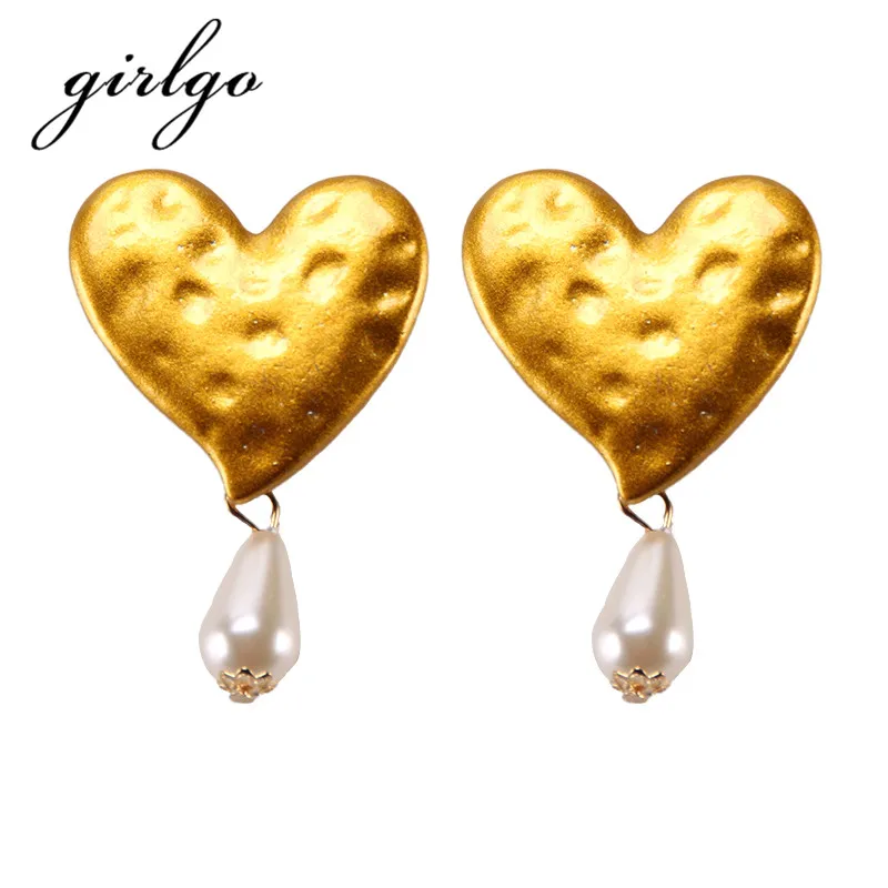 Girlgo Trendy ZA Metal Love Heart Dangle Earrings For Women Charm Simulated Pearl Statement Earrings Christmas Party Jewelry
Girlgo Trendy ZA Metal Love Heart Dangle Earrings For Women Charm Simulated Pearl Statement Earrings Christmas Party Jewelry