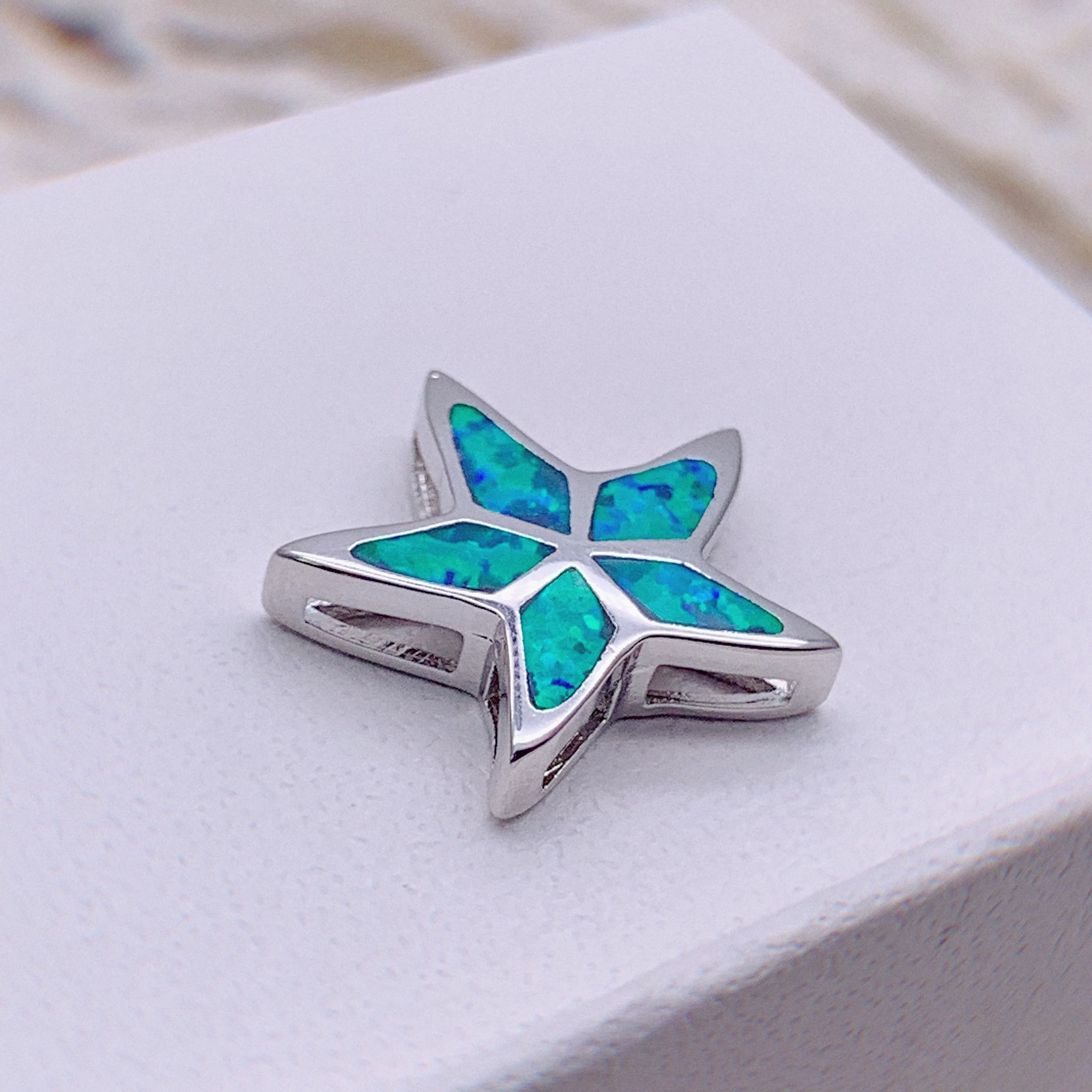New fashion classic charm small five-pointed star s925 sterling silver pendant necklace to women's gift wedding necklace
New fashion classic charm small five-pointed star s925 sterling silver pendant necklace to women's gift wedding necklace