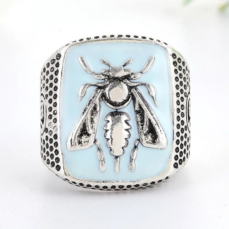 Retro Simulation Bee 925 Silver Ring Female Antique Insect High Quality Ring Female Punk Party Gift Wholesale Z3X813
Retro Simulation Bee 925 Silver Ring Female Antique Insect High Quality Ring Female Punk Party Gift Wholesale Z3X813