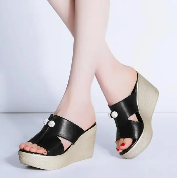 2019 New Summer Genuine Leather Platform Wedges Sandals Women Fashion High Heels Female Summer Shoes Size 34-43
2019 New Summer Genuine Leather Platform Wedges Sandals Women Fashion High Heels Female Summer Shoes Size 34-43