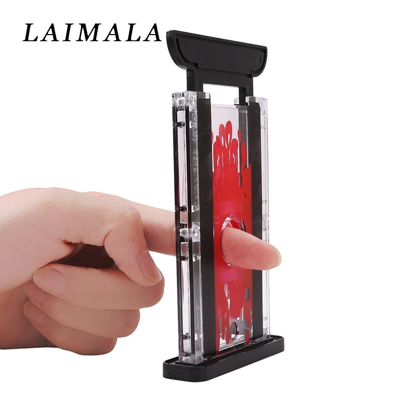 2018 New Magic Trick Toy Props Tricks Toy Kids Finger Cutter Chopper Guillotine Magic Finger Hay Cutter Tool Magic Supplies
2018 New Magic Trick Toy Props Tricks Toy Kids Finger Cutter Chopper Guillotine Magic Finger Hay Cutter Tool Magic Supplies