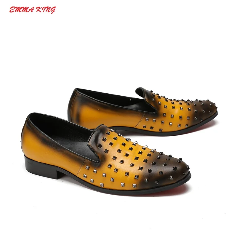 Emma King 2018 New Men Shoes Leather Business Dress Male Shoes Handmade Gradient Rivets Round Toe Banquet Wedding Free Shipping
Emma King 2018 New Men Shoes Leather Business Dress Male Shoes Handmade Gradient Rivets Round Toe Banquet Wedding Free Shipping