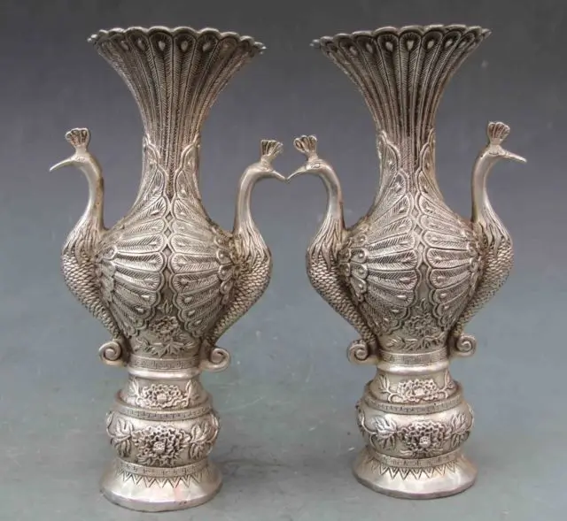 2PCS a Pair Copper Tibetan Silver Carved Peacock Vase Decoration Bronze Statue Buddhist Garden Decoration 100% real Brass Bronze
2PCS a Pair Copper Tibetan Silver Carved Peacock Vase Decoration Bronze Statue Buddhist Garden Decoration 100% real Brass Bronze