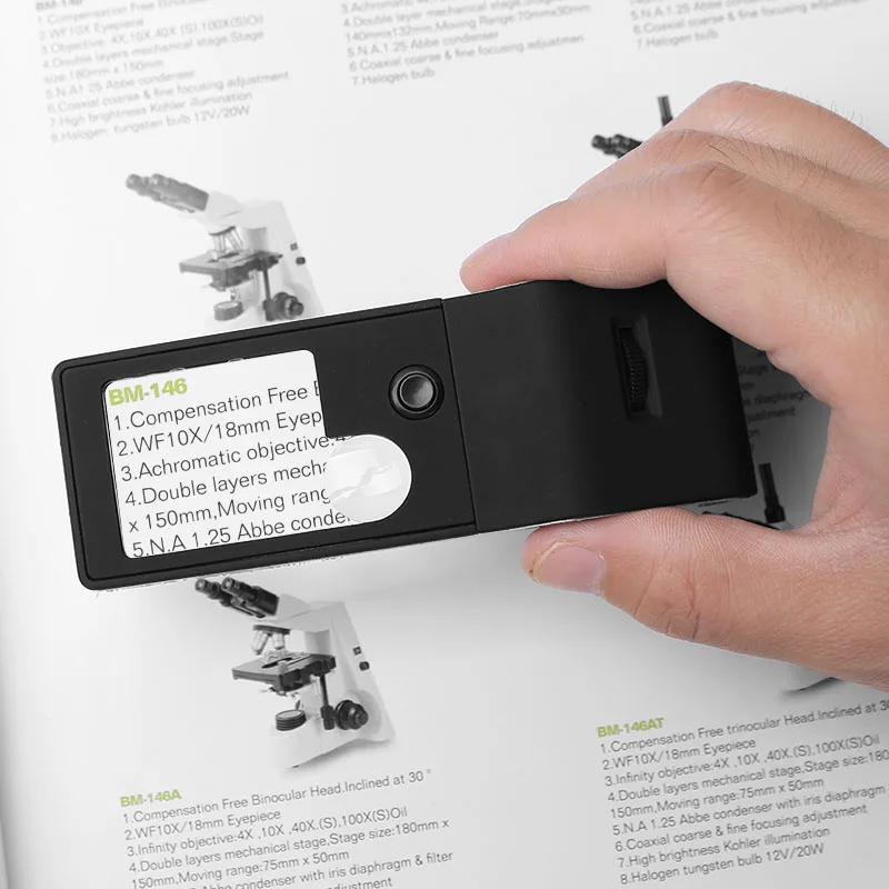 Multifunction Compact Magnifier 3X/10X 6 LED&UV Lighting 55X Microscope 4-Speed Switch Detector Handheld Jewelers Loupe PU Bag
Multifunction Compact Magnifier 3X/10X 6 LED&UV Lighting 55X Microscope 4-Speed Switch Detector Handheld Jewelers Loupe PU Bag