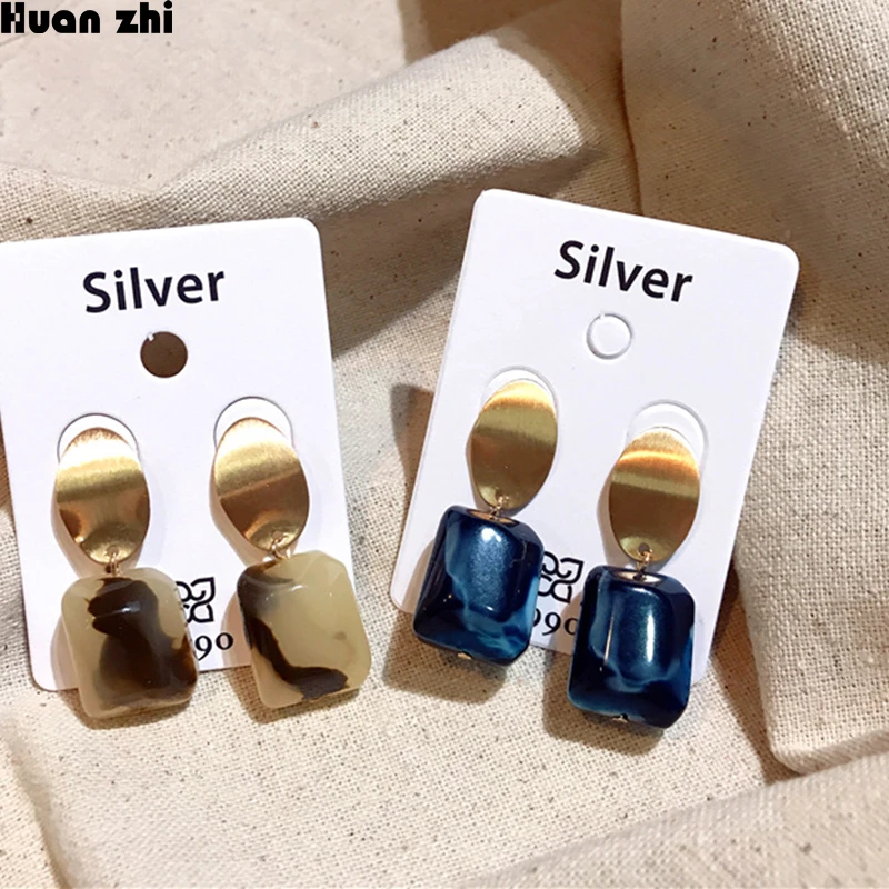 HUANZHI S925 Silver Sterling Pin Brushed Metal Gold Oval Acrylic Long Square Geometric Acetate Dangle Earrings for Women Girl
HUANZHI S925 Silver Sterling Pin Brushed Metal Gold Oval Acrylic Long Square Geometric Acetate Dangle Earrings for Women Girl