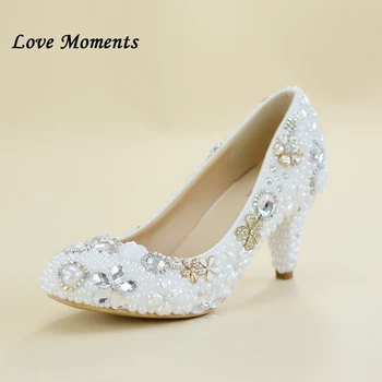 Love moments Ladies Wedding shoes woman 6cm Thin heel shoes white pearl Beads shoe Bridal Fashion party dress shoes female
Love moments Ladies Wedding shoes woman 6cm Thin heel shoes white pearl Beads shoe Bridal Fashion party dress shoes female