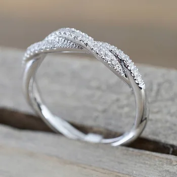 IPARAM Pattern Twisted Rope Hemp Flowers Ring Gold Silver Color Micro Cubic Zirconia Tail Ring Fashion Women's Jewelry
IPARAM Pattern Twisted Rope Hemp Flowers Ring Gold Silver Color Micro Cubic Zirconia Tail Ring Fashion Women's Jewelry