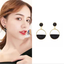 Fashion black stone stud earrings for women Trendy circle drop earing jewelry for girls
Fashion black stone stud earrings for women Trendy circle drop earing jewelry for girls