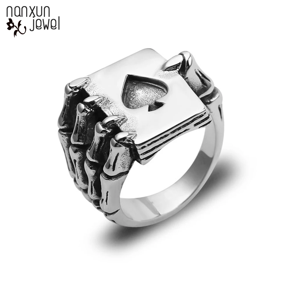 Hot Design Vintage Playing Card Rings For Men Gothic Skull Hand Claw Poker masonic Ring Classic Cool Lovers men's ring Jewelry
Hot Design Vintage Playing Card Rings For Men Gothic Skull Hand Claw Poker masonic Ring Classic Cool Lovers men's ring Jewelry