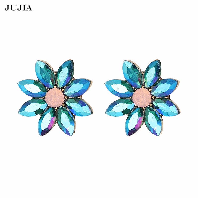 Hot Selling Fashion Stud Earrings Shining CZ Ear Stud for Women Party Jewelry Accessories Elegant Brincos
Hot Selling Fashion Stud Earrings Shining CZ Ear Stud for Women Party Jewelry Accessories Elegant Brincos