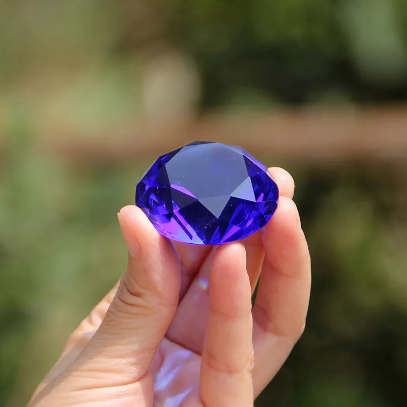 1pcs 40mm Colorful Crystal Diamond Paperweight Glass Quartz Crafts Fengshui Ornaments Home Decor Figurine Birthday Wedding Gift
1pcs 40mm Colorful Crystal Diamond Paperweight Glass Quartz Crafts Fengshui Ornaments Home Decor Figurine Birthday Wedding Gift