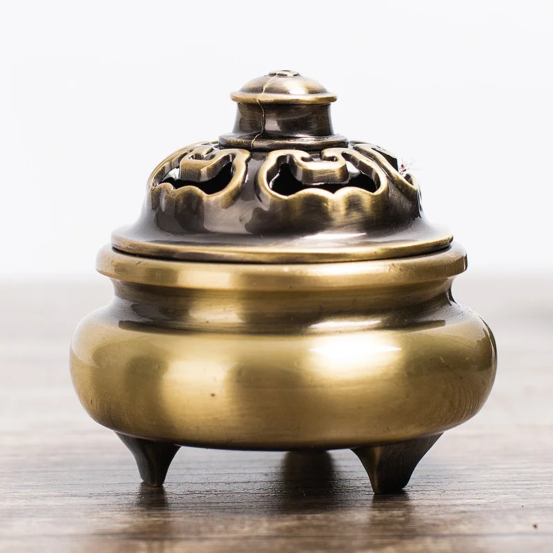 Pure copper Household Three-foot plate Copper incense burner Antique Fragrance Tea ceremony Incense Sandalwood censer
Pure copper Household Three-foot plate Copper incense burner Antique Fragrance Tea ceremony Incense Sandalwood censer