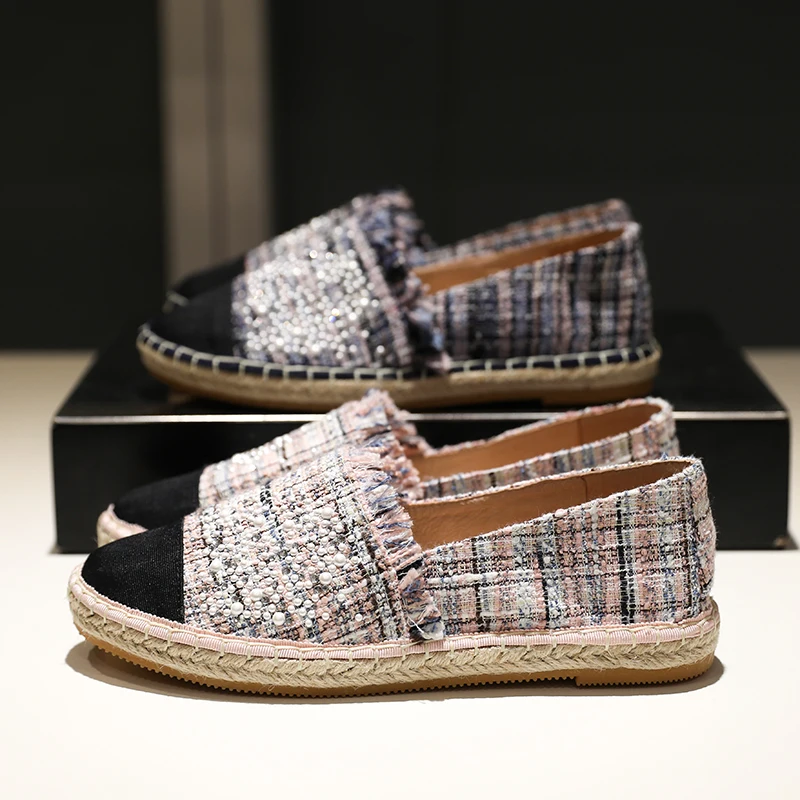 Hot Shoes Woman Leather Flats Fringe Round Toes Loafers Crystal Rivets Espadrilles Ladies Shoes Zapatos De Mujer Casual Shoes
Hot Shoes Woman Leather Flats Fringe Round Toes Loafers Crystal Rivets Espadrilles Ladies Shoes Zapatos De Mujer Casual Shoes