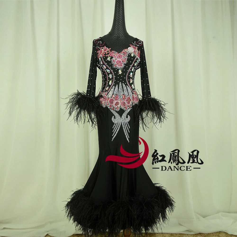 Standard Ballroom Dress Women New Of 2018 Custom Made High-necked Long Sleeved Waltz Ballroom Dance Competition Dresses
Standard Ballroom Dress Women New Of 2018 Custom Made High-necked Long Sleeved Waltz Ballroom Dance Competition Dresses