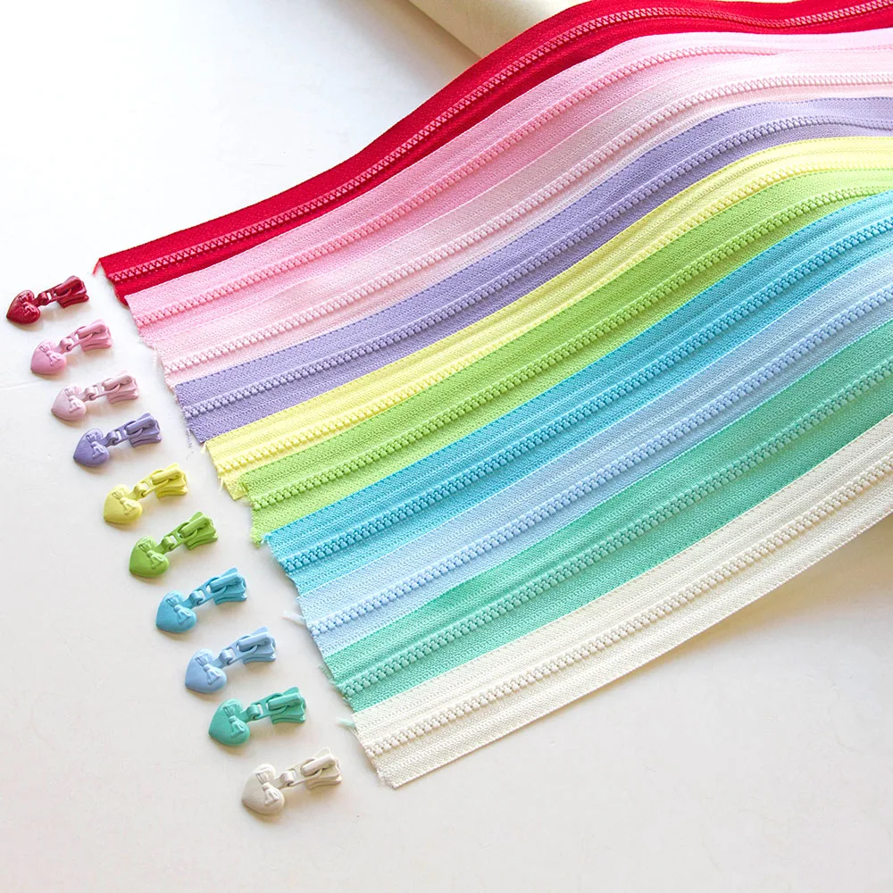 1 meter YKK 3# Resin Zipper Coil Zippers For Sewing Long Zipper DIY Bag zipppers Patchwork Accessories Heart
1 meter YKK 3# Resin Zipper Coil Zippers For Sewing Long Zipper DIY Bag zipppers Patchwork Accessories Heart
