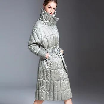 States women's lightweight, down jacket, long, thick and loose 2018 new fashionable white eiderdown women's coat.
States women's lightweight, down jacket, long, thick and loose 2018 new fashionable white eiderdown women's coat.