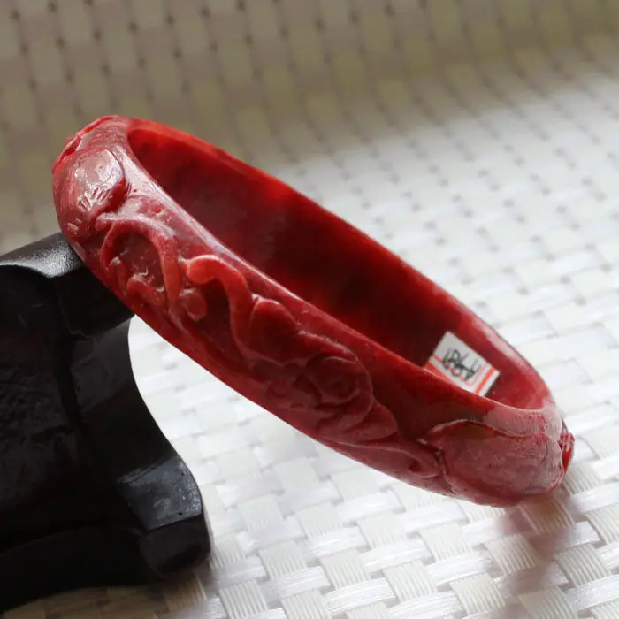 A981 Vintage Chinese Hand-carved Beautiful Red stoneite stone Bracelet Bangle 66mm
A981 Vintage Chinese Hand-carved Beautiful Red stoneite stone Bracelet Bangle 66mm
