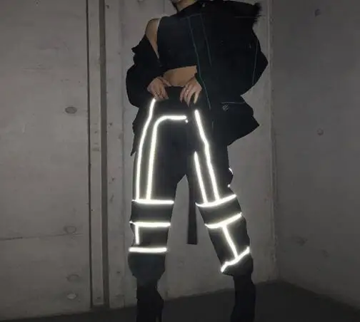 INS Reflective Buckle Belt Trousers Femme Women Cargo Pants Casual Loose Joggers Women Loose High Waist Pant Streetwear
INS Reflective Buckle Belt Trousers Femme Women Cargo Pants Casual Loose Joggers Women Loose High Waist Pant Streetwear