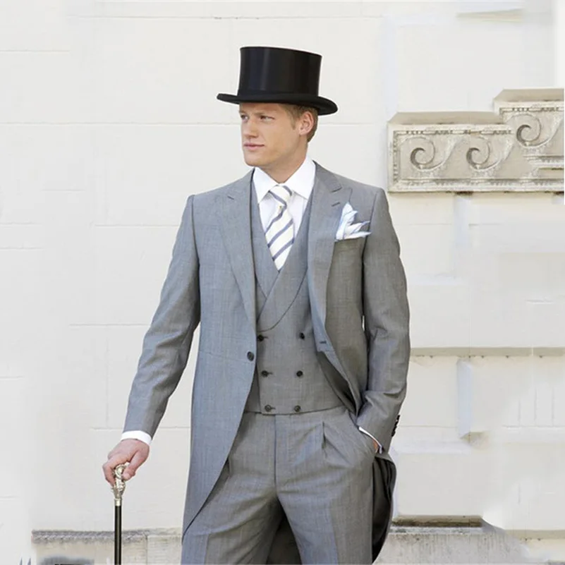 Gray Tailcoat Mens Morning Suits 2019 Slim Fit Wedding Tuxedos Groom Wear 3Pcs Formal Prom Costume Homme Blazer
Gray Tailcoat Mens Morning Suits 2019 Slim Fit Wedding Tuxedos Groom Wear 3Pcs Formal Prom Costume Homme Blazer