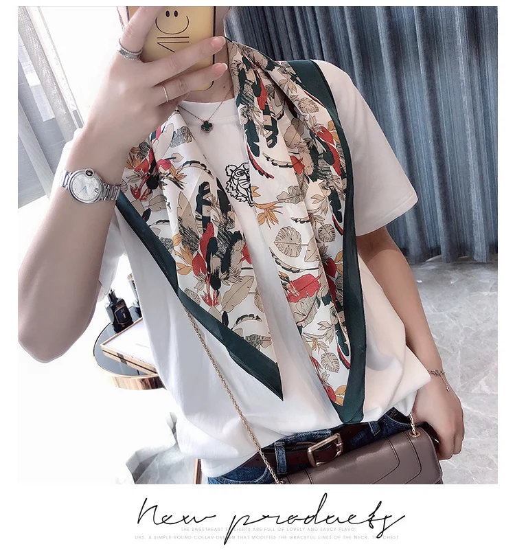 70*70cm Fashion Russion Shawls Square Imitation Silk Scarf For Women Hair Scarf Neckerchief Foulard Headwear Ladies Neck scarves
70*70cm Fashion Russion Shawls Square Imitation Silk Scarf For Women Hair Scarf Neckerchief Foulard Headwear Ladies Neck scarves
