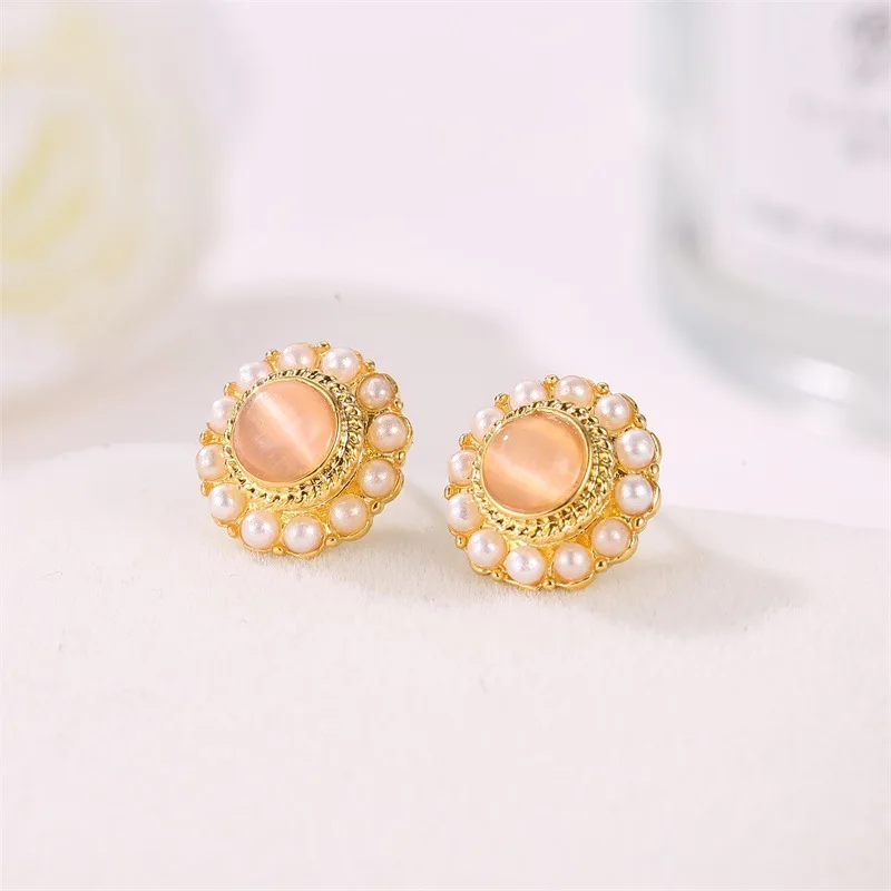 2019 new brand design ring opal earrings fashion jewelry generous minimalist French earrings for women.
2019 new brand design ring opal earrings fashion jewelry generous minimalist French earrings for women.