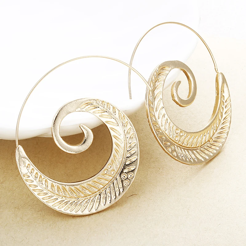 Metal Big Swirl Earrings Punk Style Statement Hollow Hoop Earrings Women Golden Color Ethnic Vintage Earrings wholesale E0446
Metal Big Swirl Earrings Punk Style Statement Hollow Hoop Earrings Women Golden Color Ethnic Vintage Earrings wholesale E0446