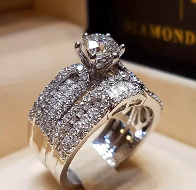 Crystal Female Zircon Wedding Ring Set Fashion 925 Silver White Bridal Ring Jewelry Promise Love Engagement Rings For Women
Crystal Female Zircon Wedding Ring Set Fashion 925 Silver White Bridal Ring Jewelry Promise Love Engagement Rings For Women