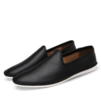 Moccasins Men Genuine Leather Loafers Driving Shoes Breathable Spring Slip On Flats Mens Soft Leather Shoes Mocasines Hombre
Moccasins Men Genuine Leather Loafers Driving Shoes Breathable Spring Slip On Flats Mens Soft Leather Shoes Mocasines Hombre