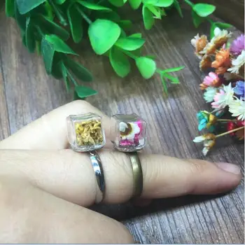 20sets/lot 10mm small box square ice cubes Glass Bubble Ring set The price don't include the filler DIY jewelry accessory
20sets/lot 10mm small box square ice cubes Glass Bubble Ring set The price don't include the filler DIY jewelry accessory