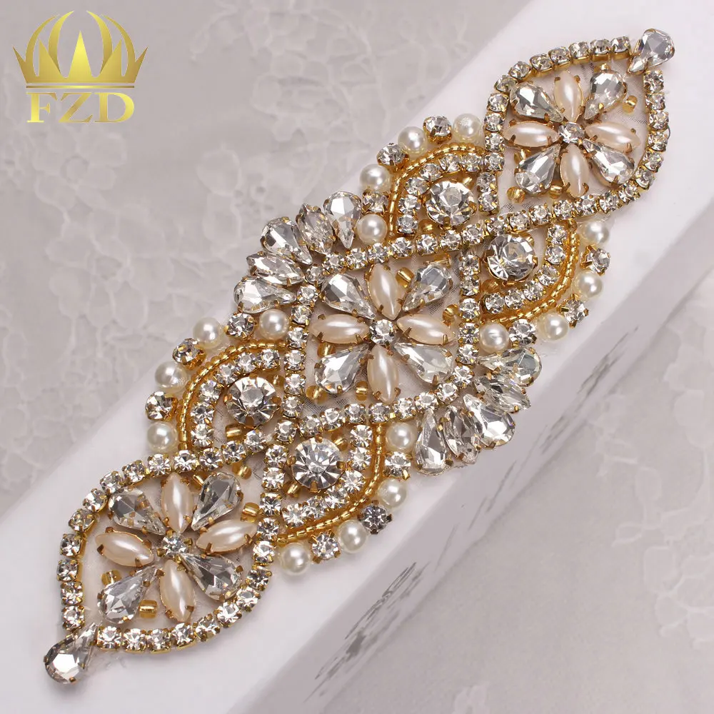 (30pieces) Wholesale Handmade Hot Fix Sew On Beaded Bridal Gold Rhinestone Applique Wedding Sash and Belt
(30pieces) Wholesale Handmade Hot Fix Sew On Beaded Bridal Gold Rhinestone Applique Wedding Sash and Belt