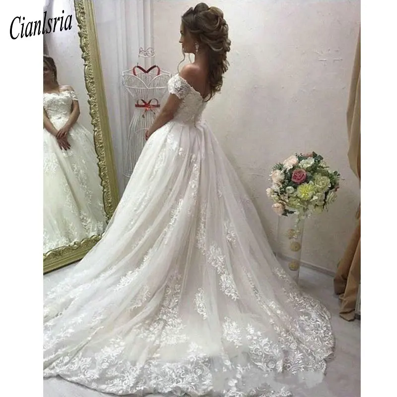 2020 Popular Modern Bridal Gowns Lace Wedding Dresses Off Shoulder Backless Custom Made Cheap Price
2020 Popular Modern Bridal Gowns Lace Wedding Dresses Off Shoulder Backless Custom Made Cheap Price