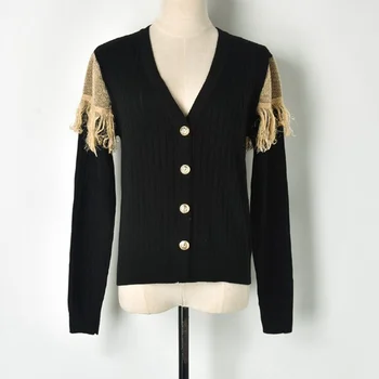 V-neck Long Sleeve Casual Slim Knitted Cardigan Jumper 2018 Autumn Metal Buttons Tassel Patchwork Women Sweater pull femme
V-neck Long Sleeve Casual Slim Knitted Cardigan Jumper 2018 Autumn Metal Buttons Tassel Patchwork Women Sweater pull femme