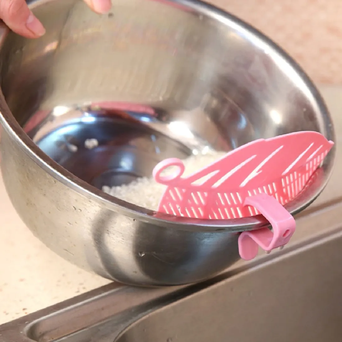 1PC Leaf Shape Durable Clean Rice Wash Sieve Beans Peas Cleaning Gadget Kitchen Clips Tools
1PC Leaf Shape Durable Clean Rice Wash Sieve Beans Peas Cleaning Gadget Kitchen Clips Tools