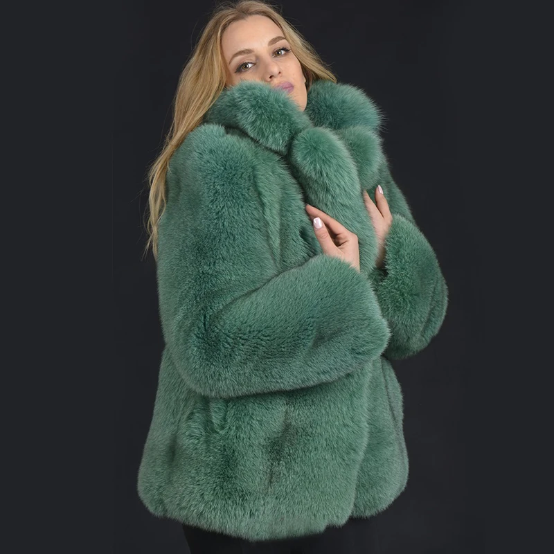 2019 BFFUR Women Real Fox Fur Coat Whole Skin Turn Down Collar Thick Coats Female Luxurious Jacket Solid Green Park With Fur
2019 BFFUR Women Real Fox Fur Coat Whole Skin Turn Down Collar Thick Coats Female Luxurious Jacket Solid Green Park With Fur