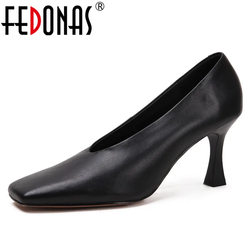 FEDONAS Solid Genuine Leather Women Pumps Fashion Elegant Square Toe Shallow Shoes Woman Spring Summer Office Basic Female Shoes
FEDONAS Solid Genuine Leather Women Pumps Fashion Elegant Square Toe Shallow Shoes Woman Spring Summer Office Basic Female Shoes